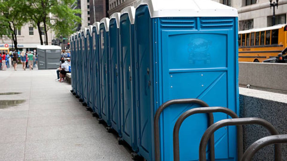 portable bathroom rentals