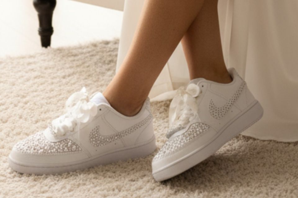 Nike bling cropped