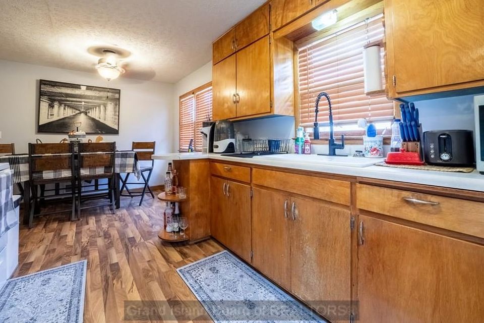1315 n park ave grand island ne 68803 a 7