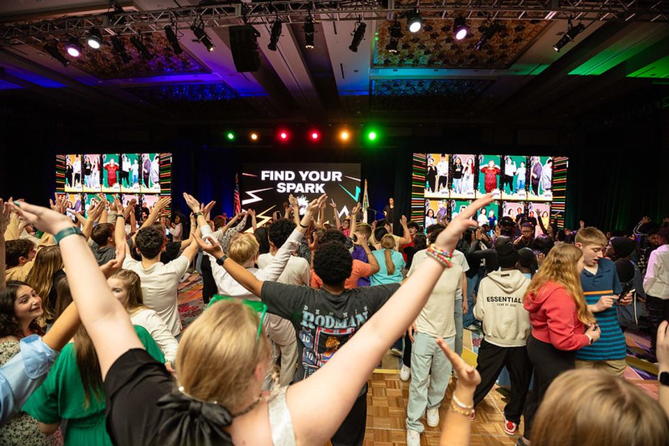 54398060647 fbedf26101 c