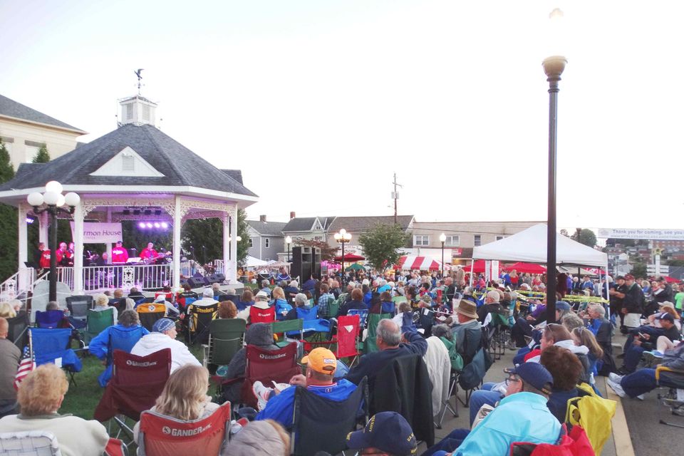 Crowds (7)