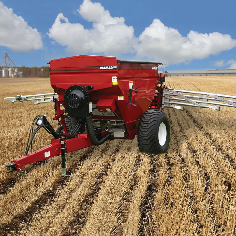 Valmar 5500 fertilizer spreader