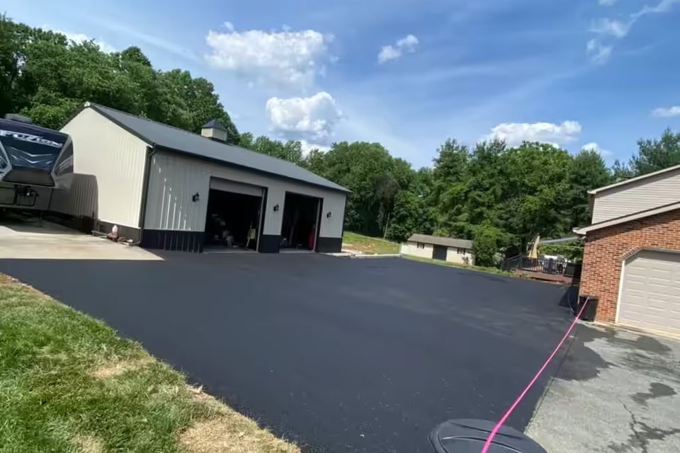 sealcoating a lot in md