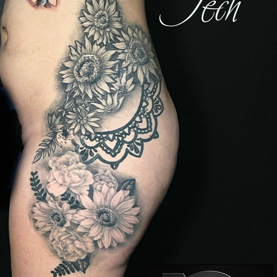 Tech floral design pic