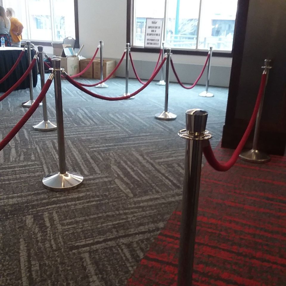 Stanchions with red velvetine rope afbbf103 1368w