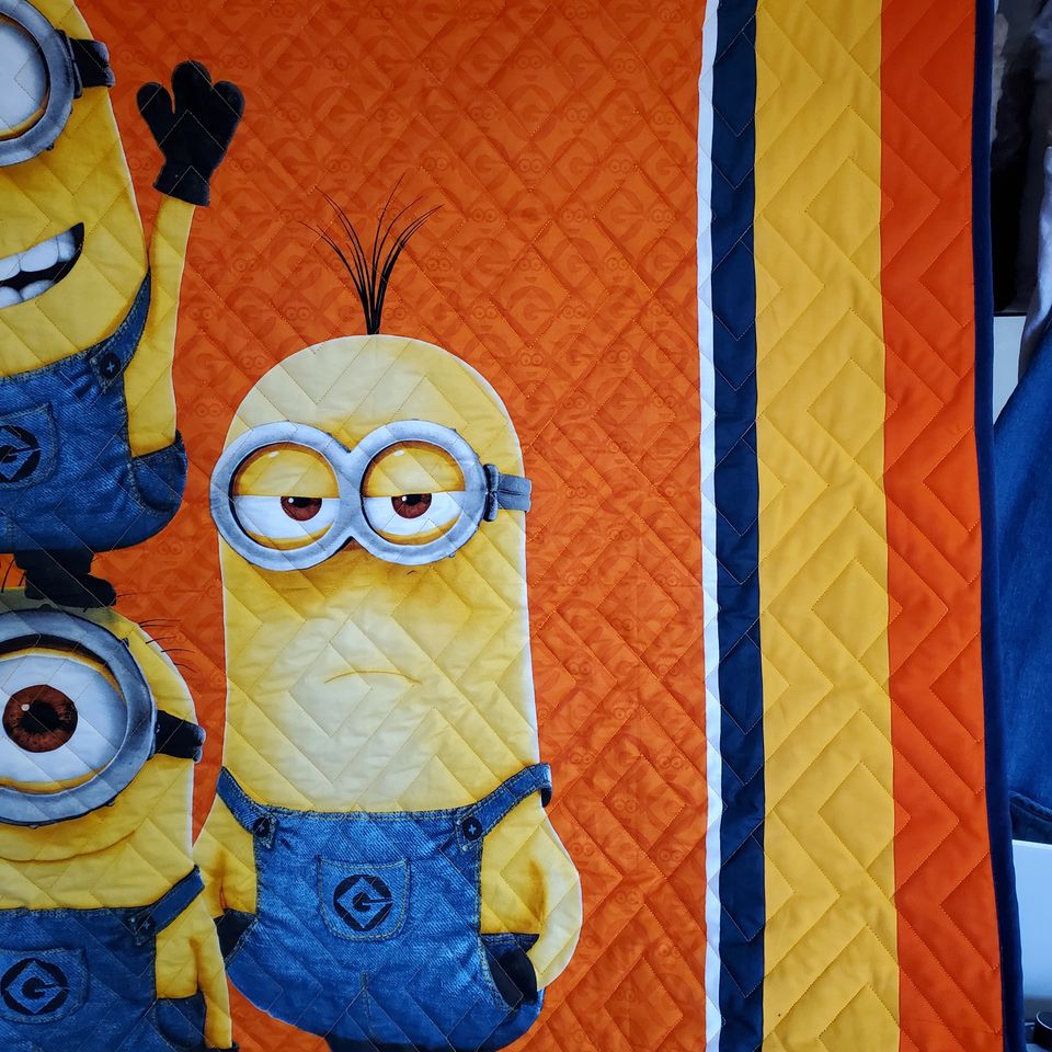Up close minons