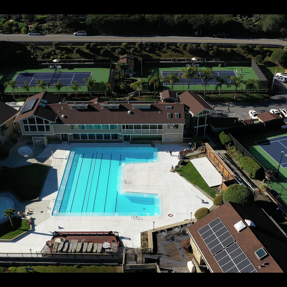 Tom overhead photo