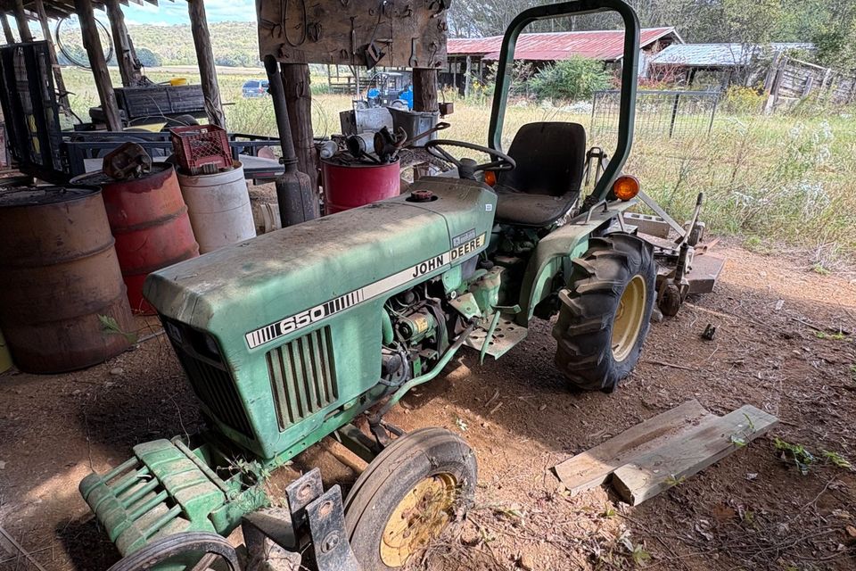 New hope tractor