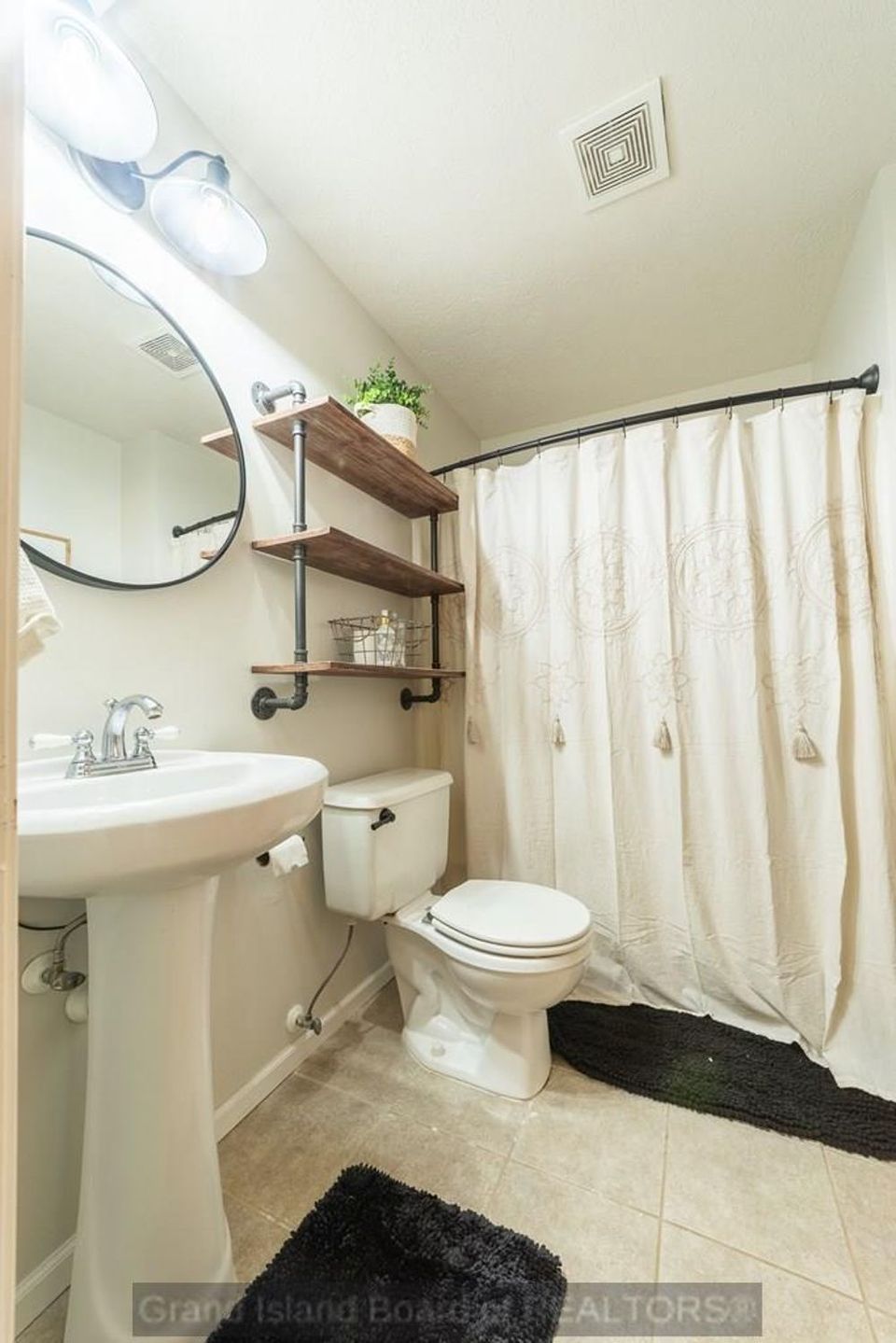 4063 palace dr grand island  ne 68803 c 9