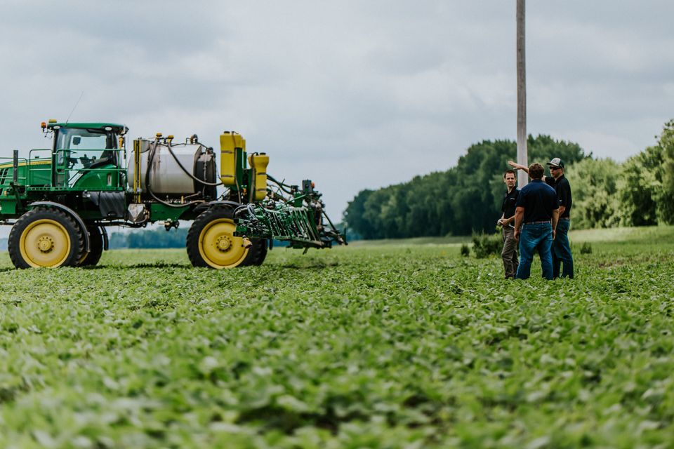 R d 4038 sprayer 15