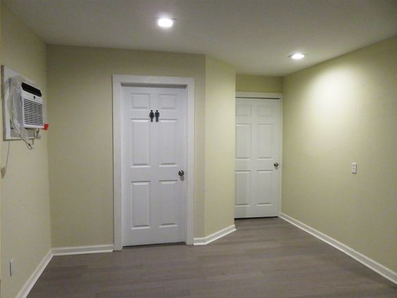 09 dining area