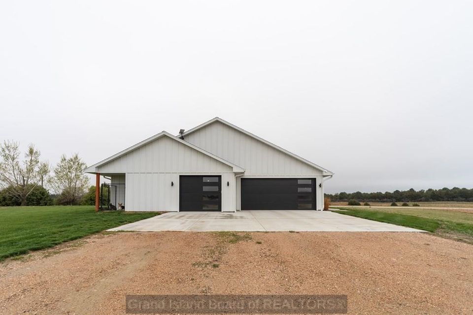 696 8th ave st. paul  ne 68873 d 5