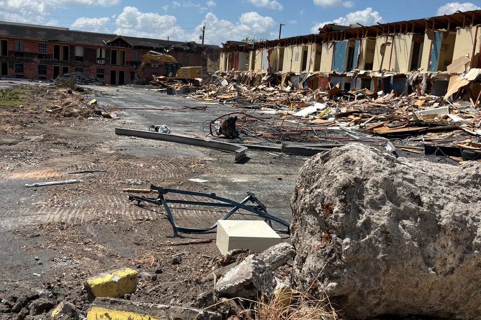 Hotel demolition   harlingen5