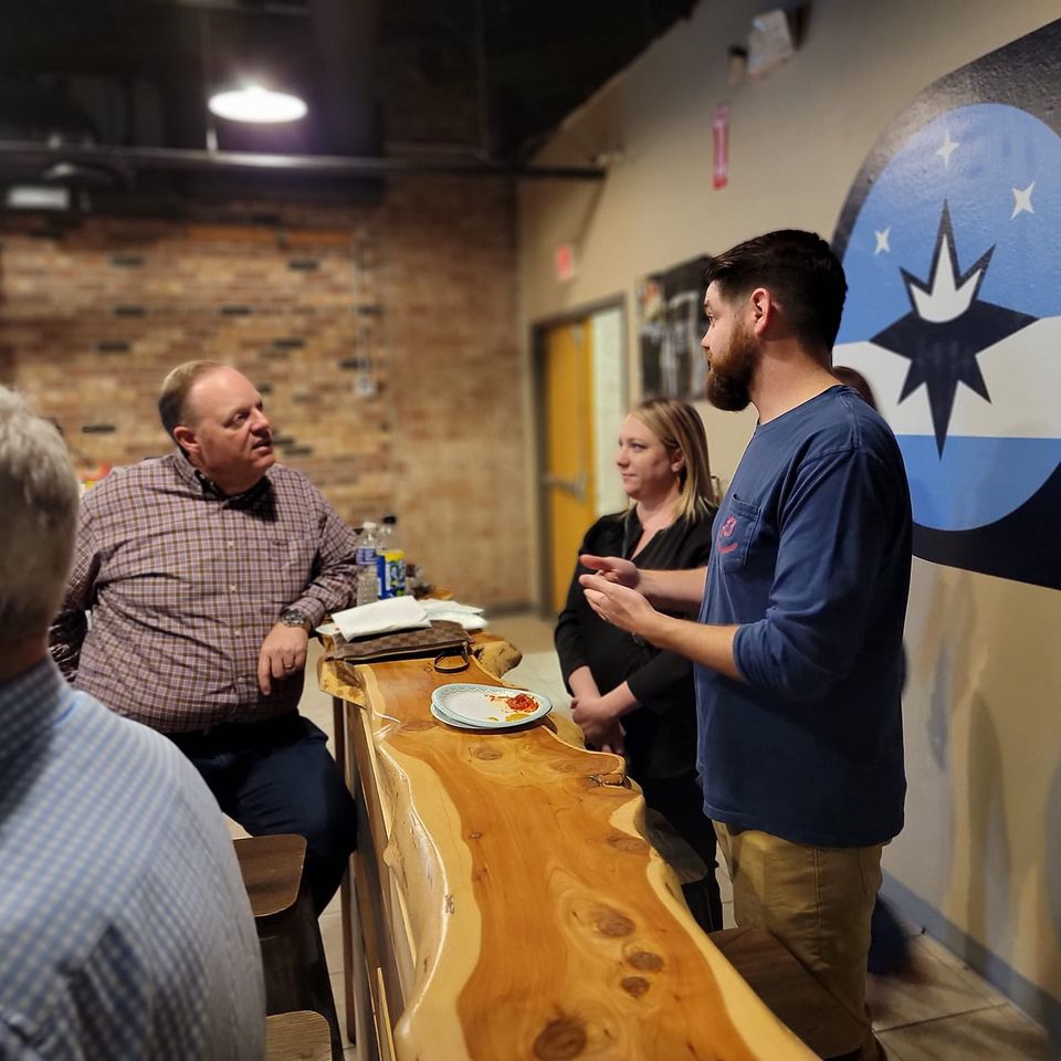 Axe throwing social5