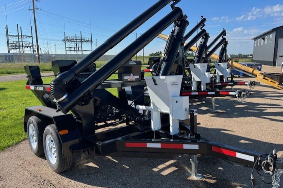 Hitchdoc seed cart 2
