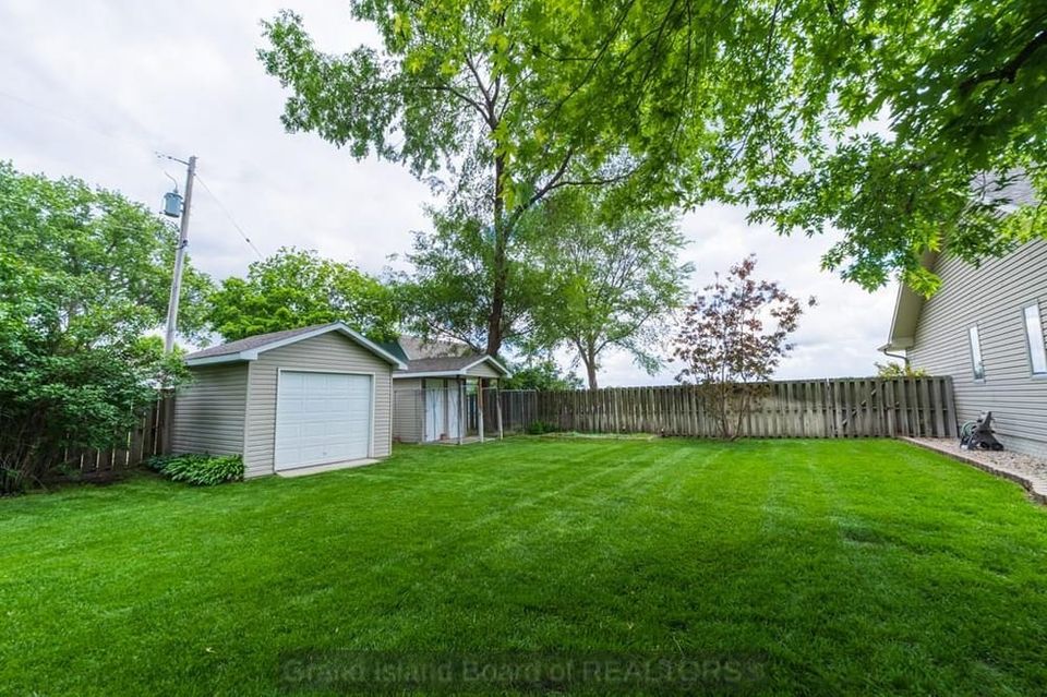 817 esther st fullerton ne f 1