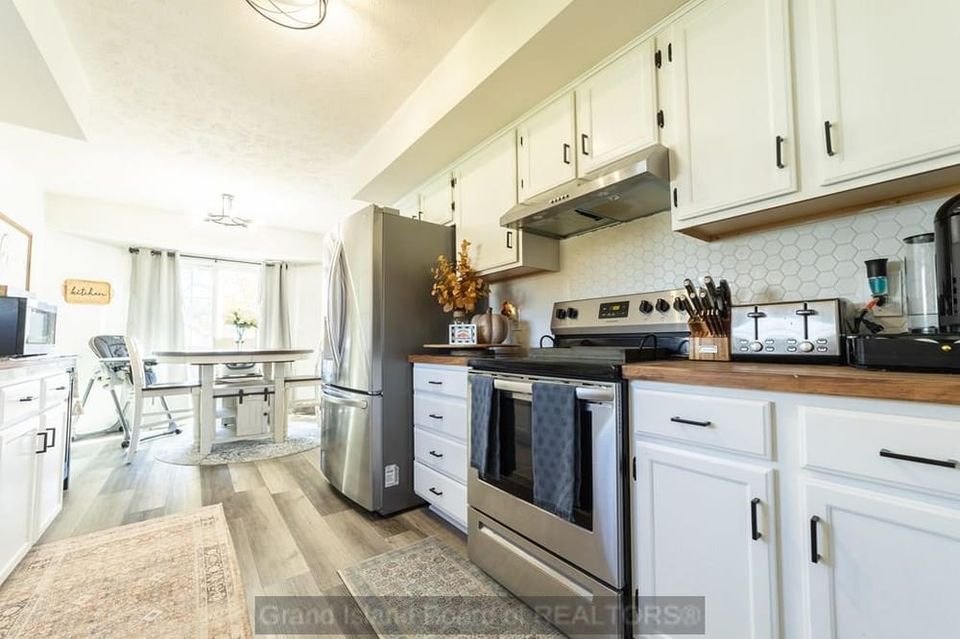 4063 palace dr grand island  ne 68803 a 8
