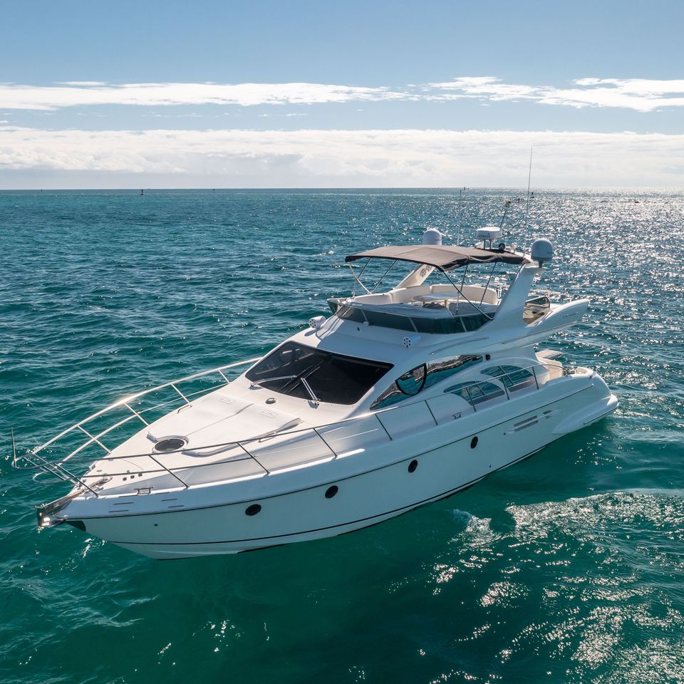 60 azimut flybridge 16