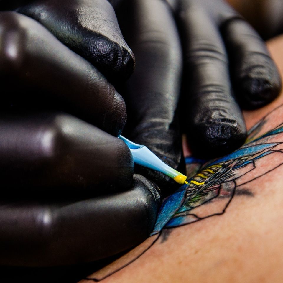 Tattoo artist gd982d1957 1920