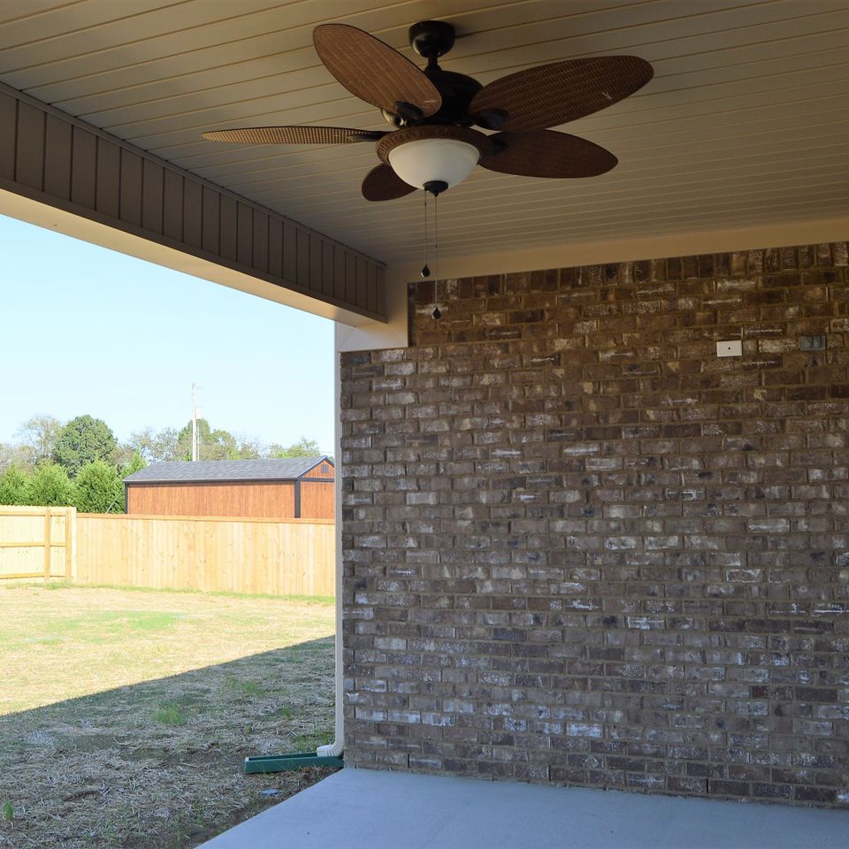 Covered back porch20171009 14970 1rharz3
