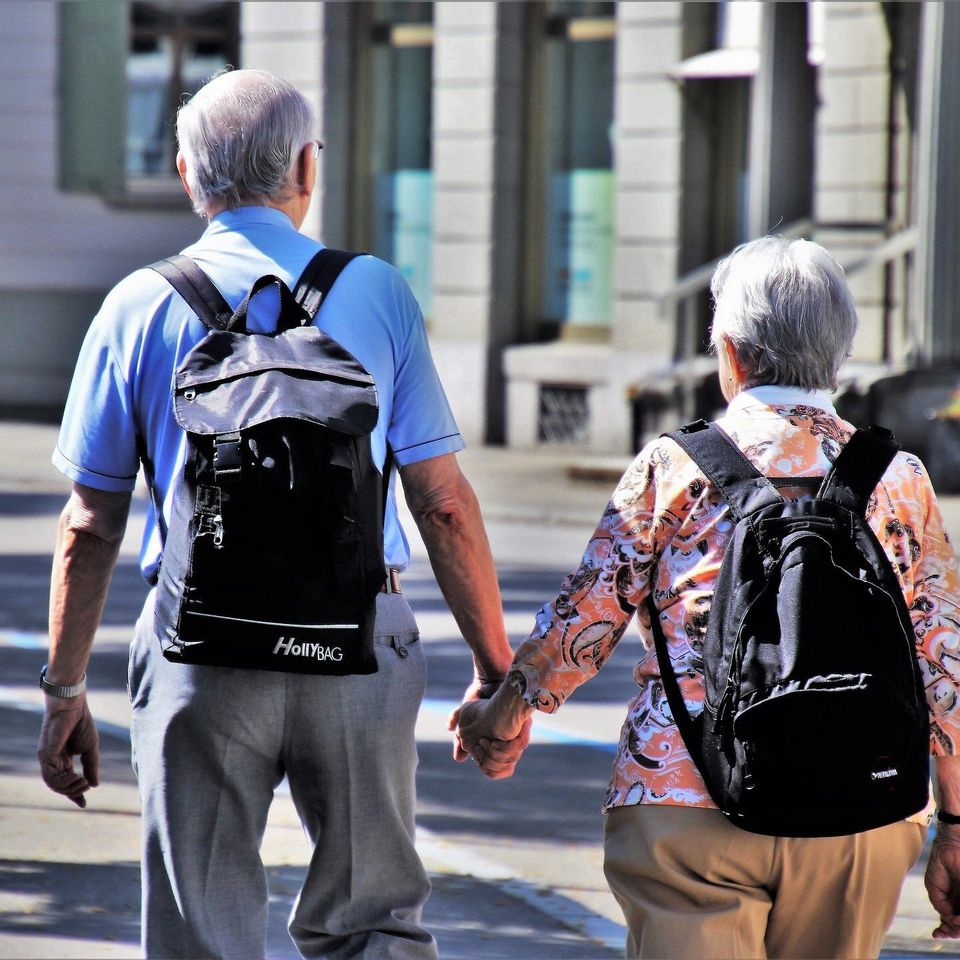 Senior 55e3d6454e 1920