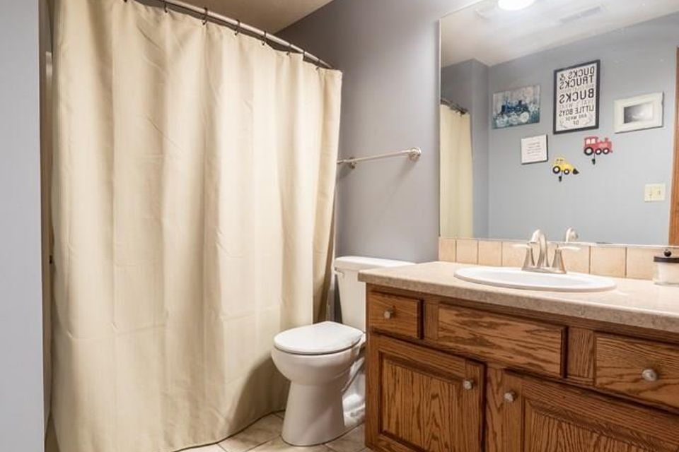 4211 shanna st grand island  ne 68803 d 2