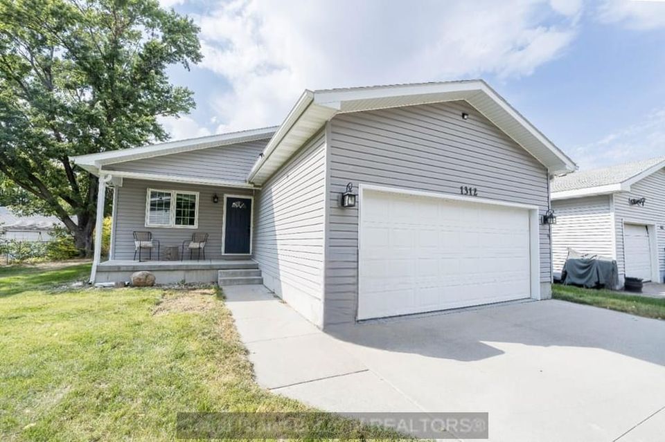 1312 n ruby ave grand island d 9