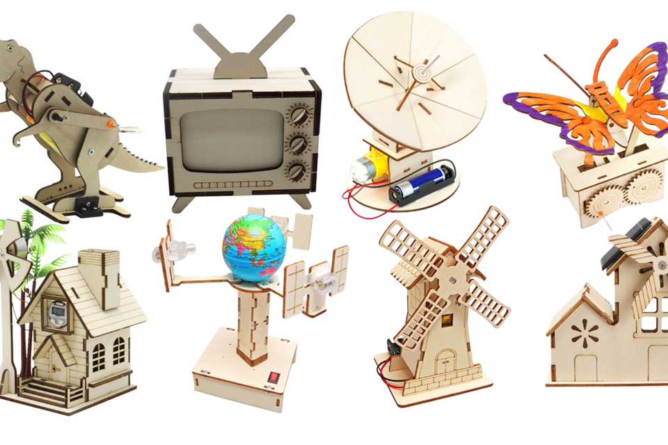 00. stem toys background pic