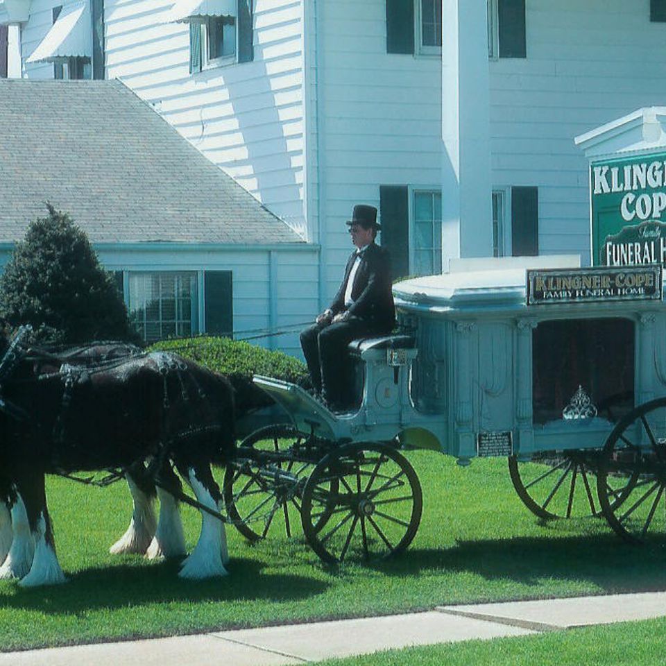 Horsedrawnseniorliving