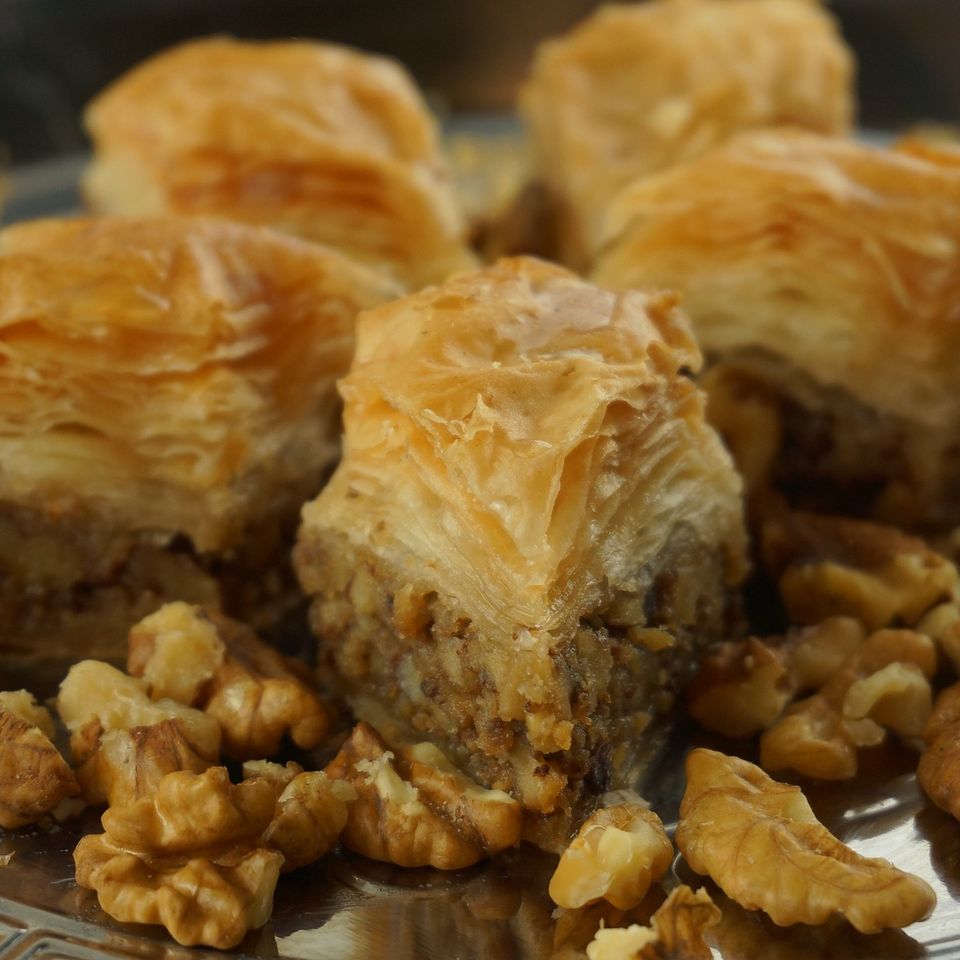 Walnut baklava ge035253c4 1920