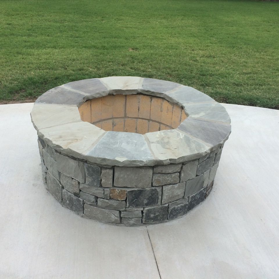 Select outdoor solutions  tulsa oklahoma  outdoor living fire pits fireplaces  residential masonry fire pit fireplace contractor builder construction company  photo jul 31  4 15 32 pm