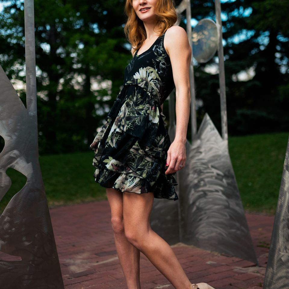 Sara black dress1