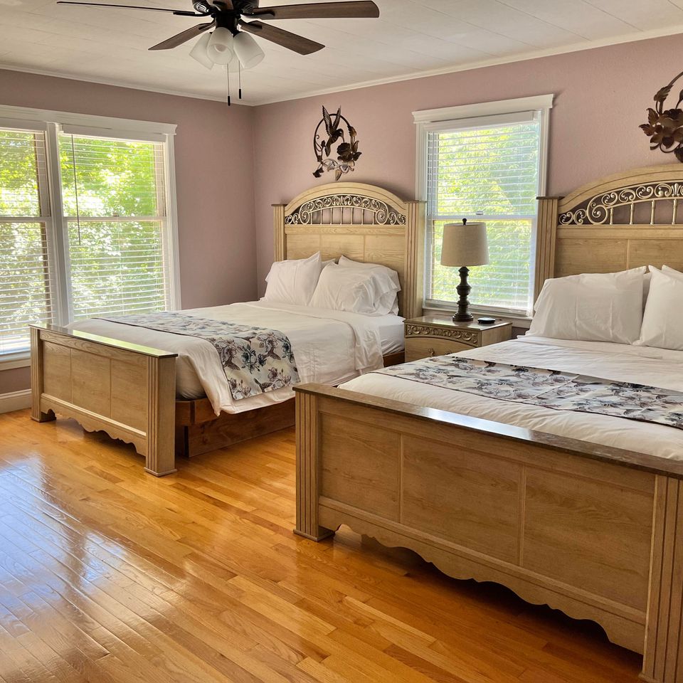 Liles bedroom 1