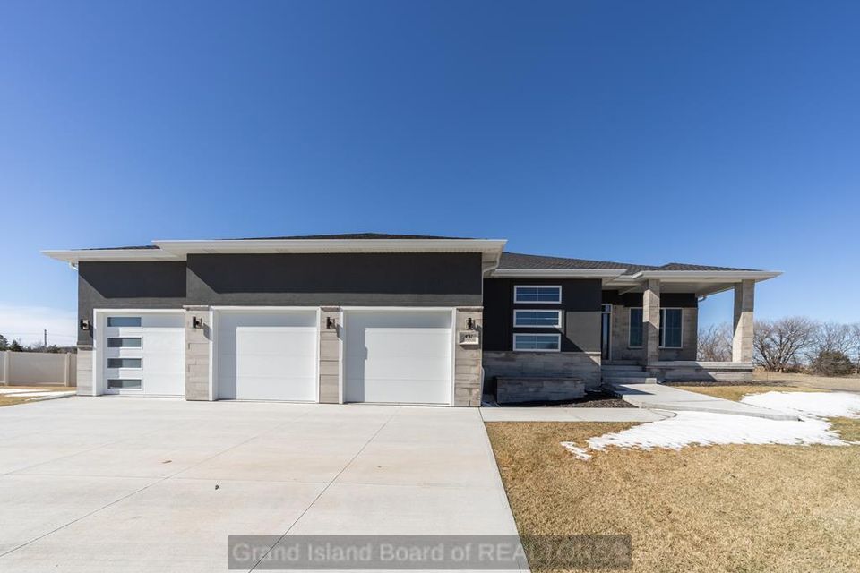 431 ponderosa grand island  ne 68803 a 1