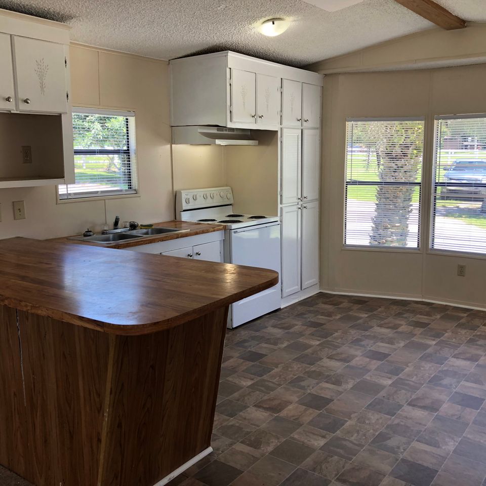 Lot 92 kitchen close