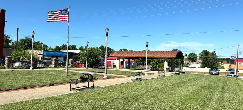 Lone star plaza new