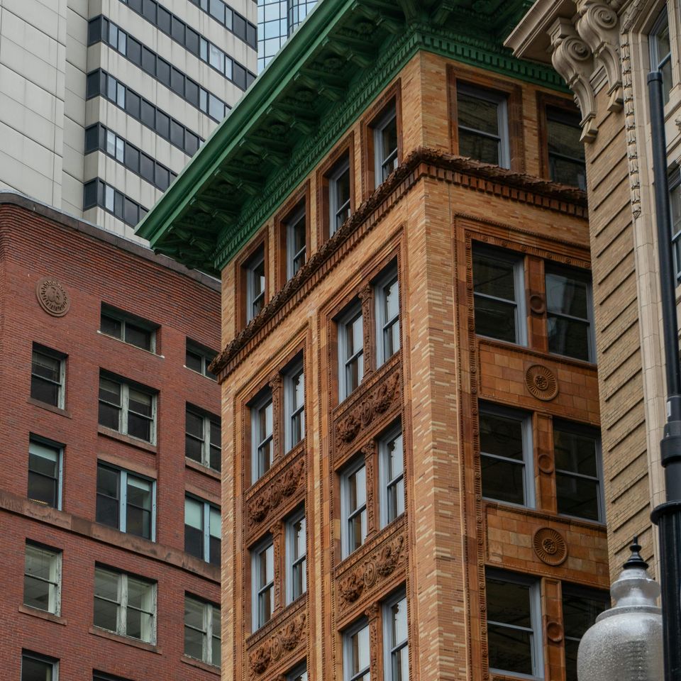 Post-construction cleanup, property management detailing, and commercial move-in move-out cleaning turnarounds.