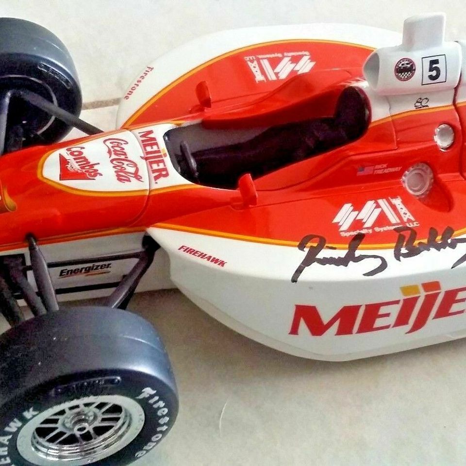 Action performance 01 ricky bobby treadway signed 5 meijer g force 1 18 indy car signed out of box left front close up view