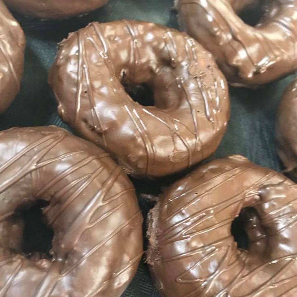 Duke bakery alton donut chocolate