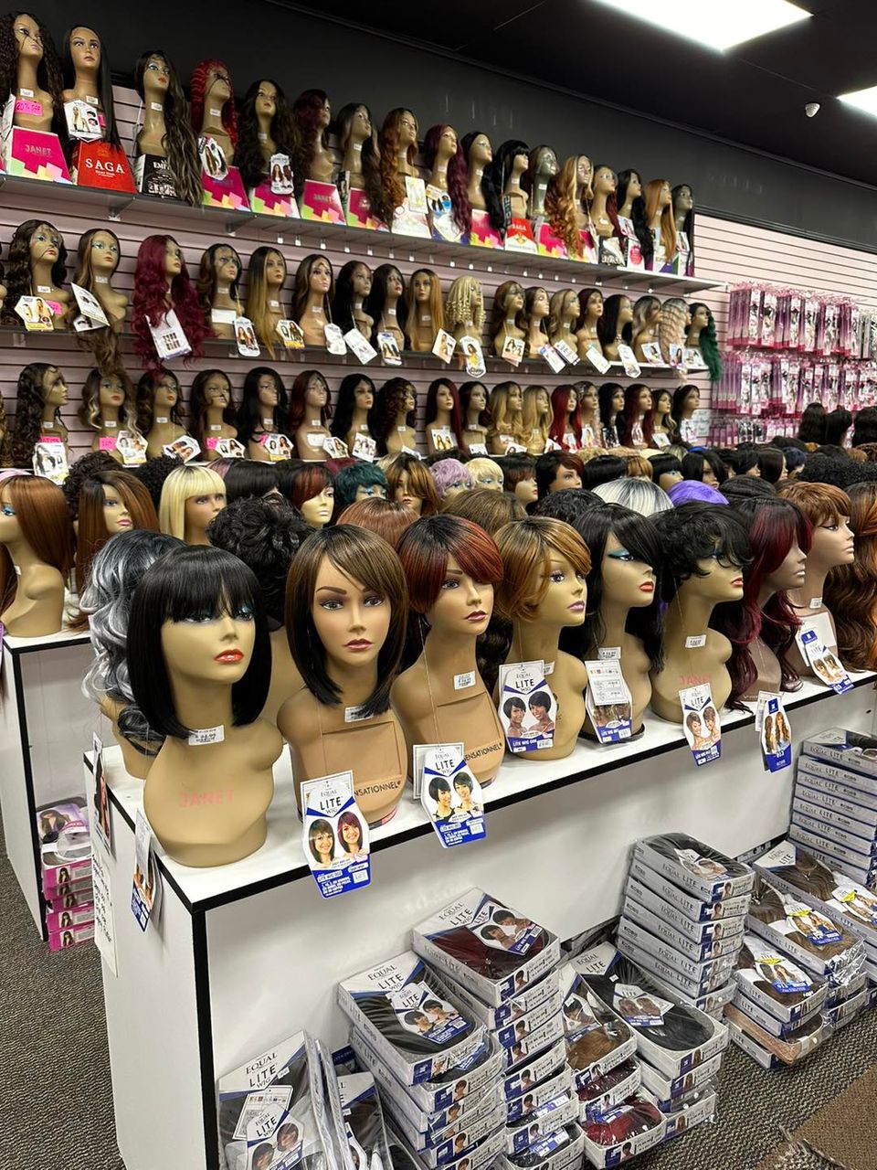 Largesupplyofwigs