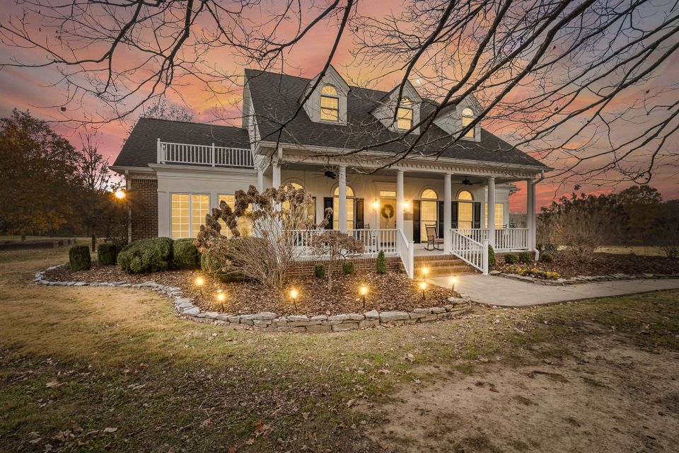 2 web or mls 60 groce rd twilight   clear lens real estate photography 2