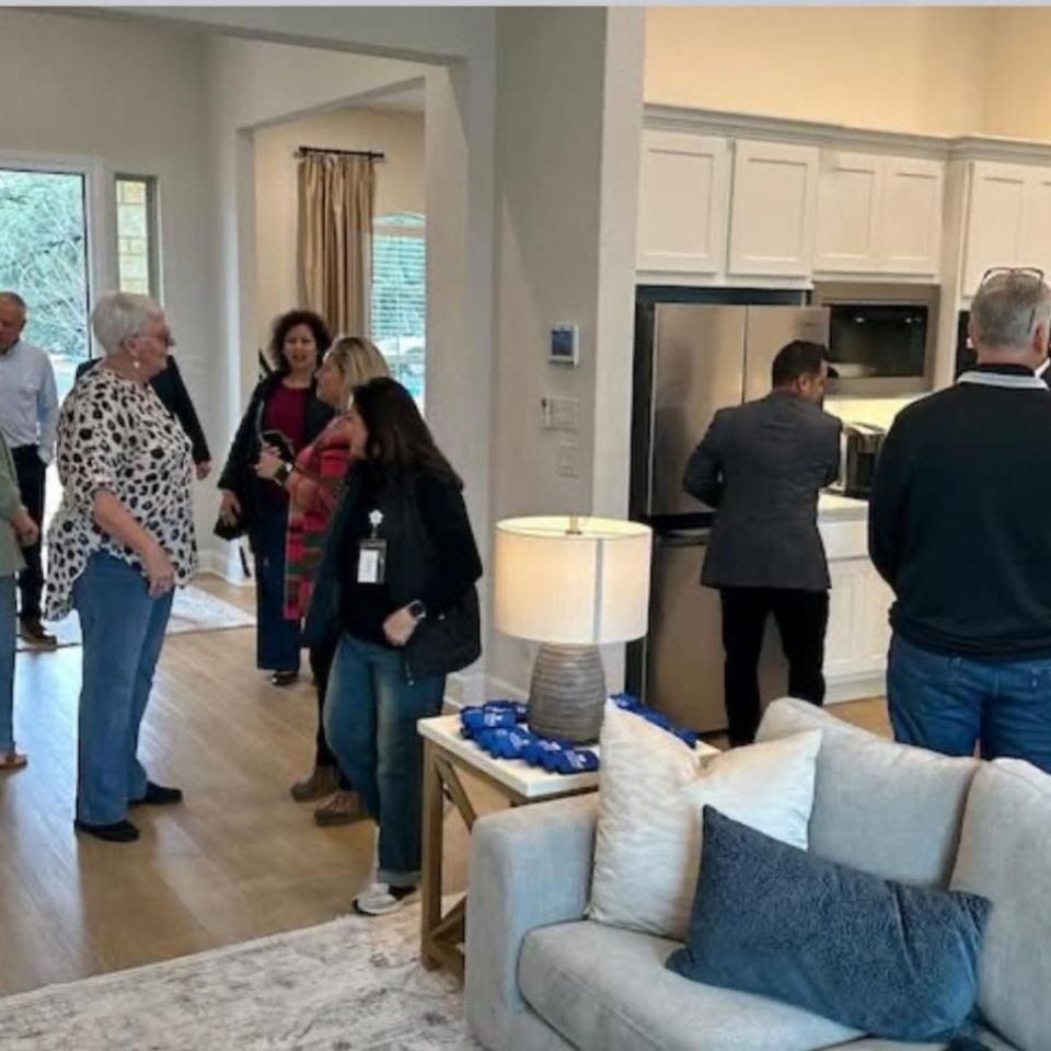 Pr grand opening