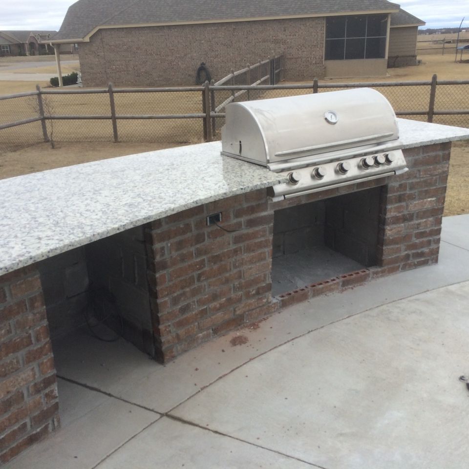Select outdoor solutions  tulsa oklahoma  outdoor living patio outdoor kitchens  residential masonry outdoor kitchen contractor builder construction company  photo mar 19  1 23 18 pm
