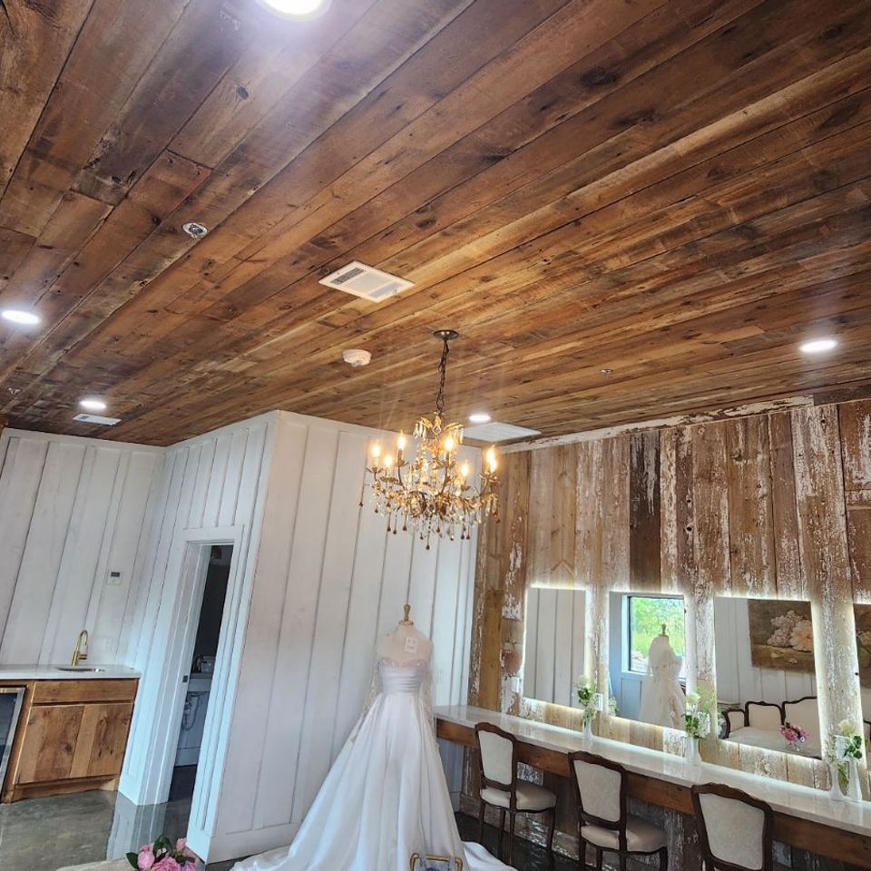 Lighting Barn at Bonner Creek