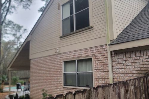 Completed two‑tone siding refresh on second‑story gable in Huntsville, TX
