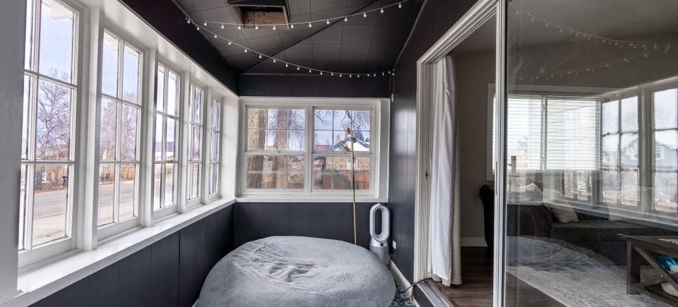 7 web or mls 201 edwards ave 7