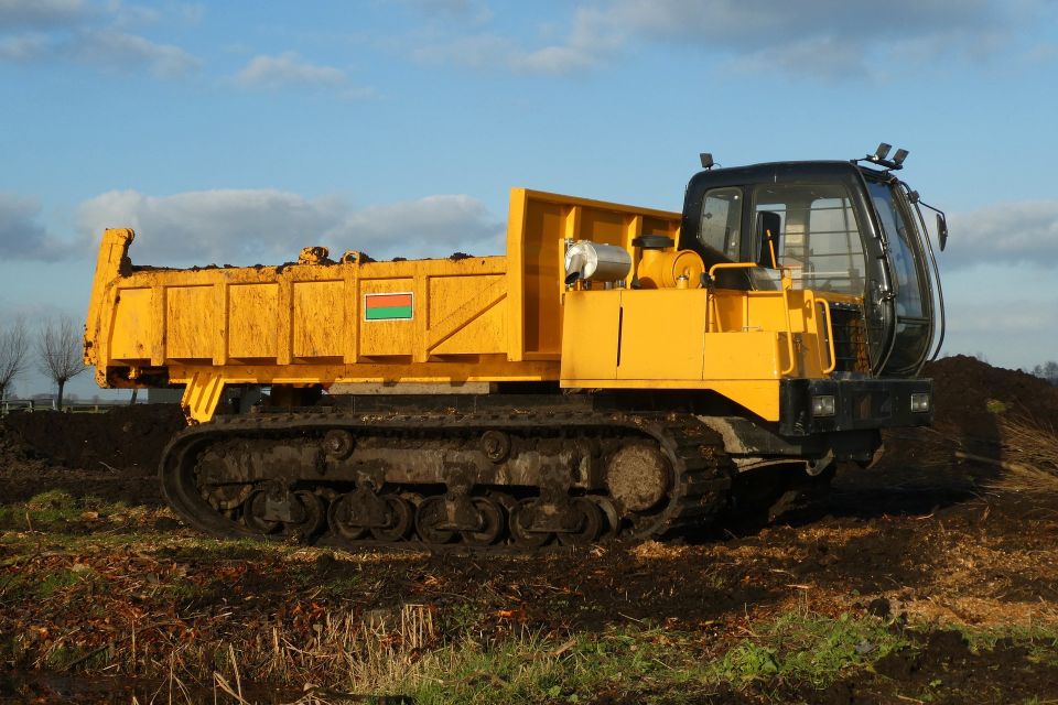 Tracked dumper 52e8d7464b 1920