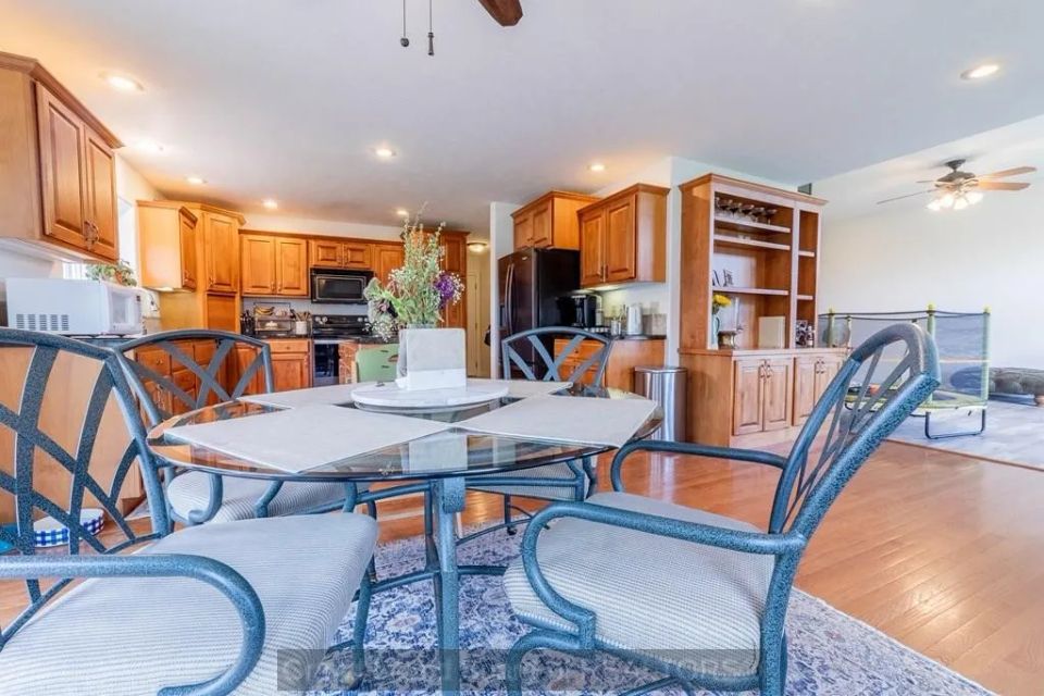 4118 fleetwood rd grand island b 8