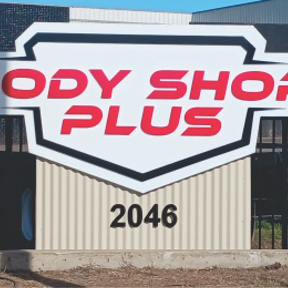 Monument for body shop