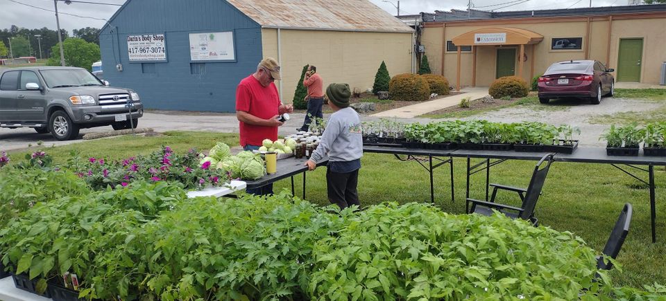 Farmers market new2